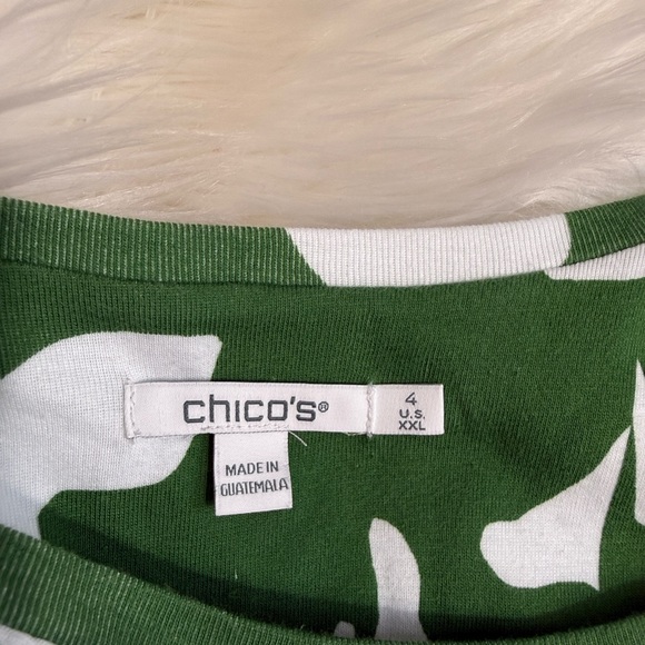 NWT Chico’s Green/White Abstract Everyday Elbow Sleeve Tee - Picture 6 of 7